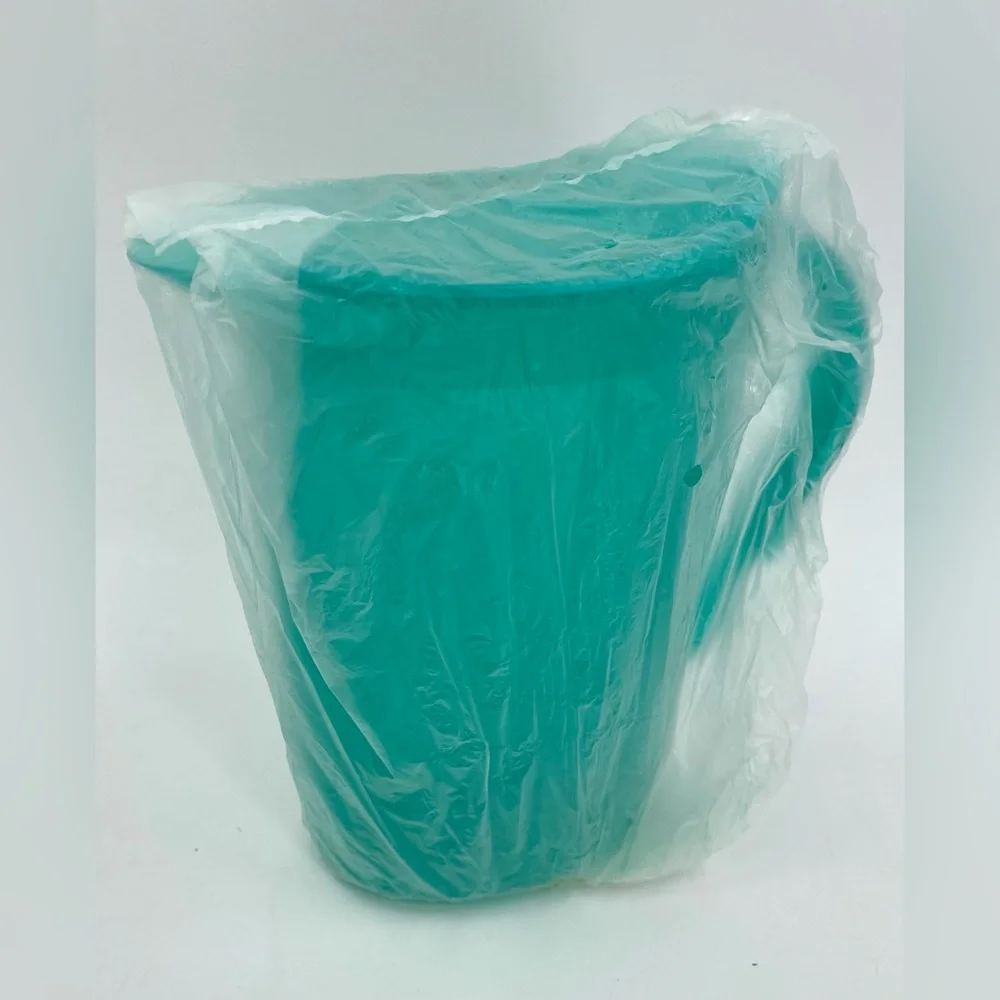 Tupperware 2‎ qt Slimline Impressions Pitcher RockerTop Lid Teal Green Vintage